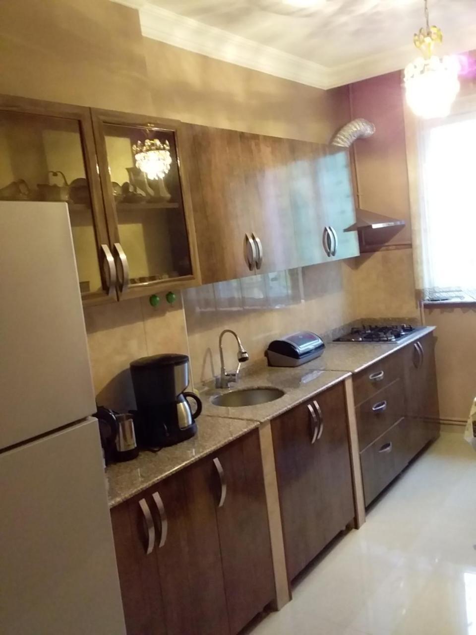 Marina House Appartement Batoemi Buitenkant foto